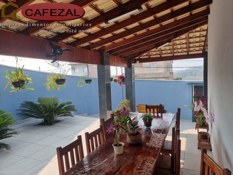 Casa, 3 quartos, 200 m² - Foto 6