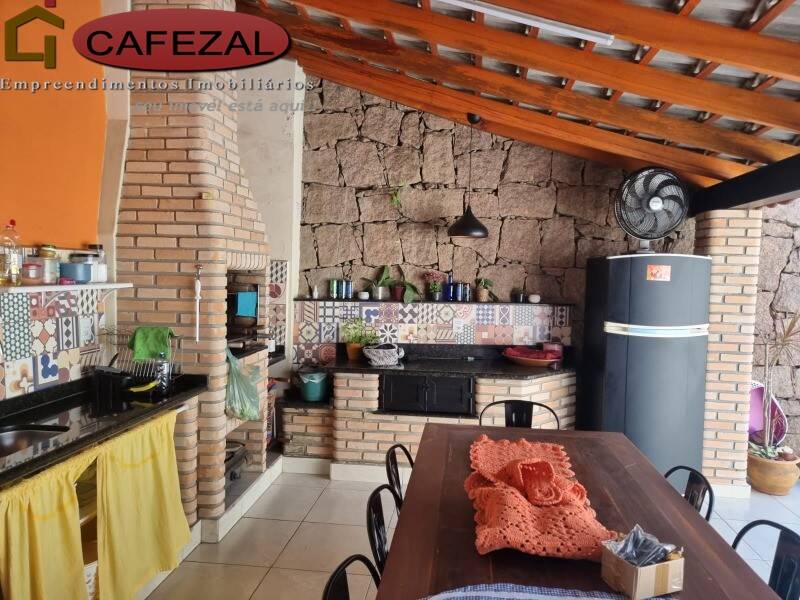 Casa, 3 quartos, 220 m² - Foto 9