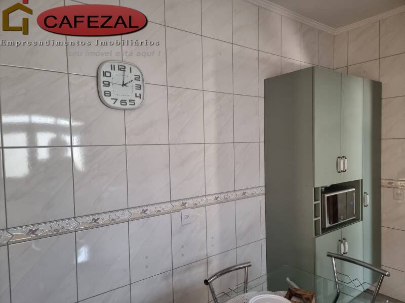 Casa, 3 quartos, 220 m² - Foto 13