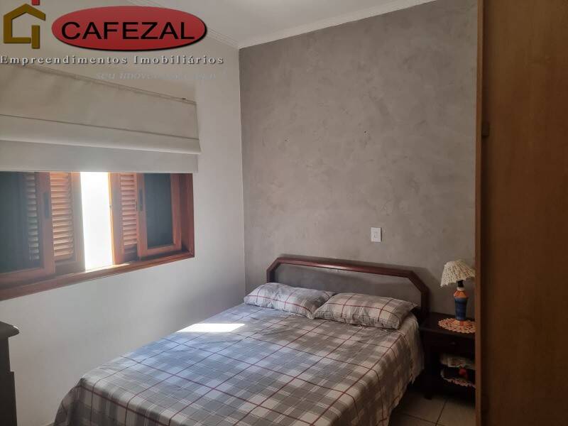 Casa, 3 quartos, 220 m² - Foto 16