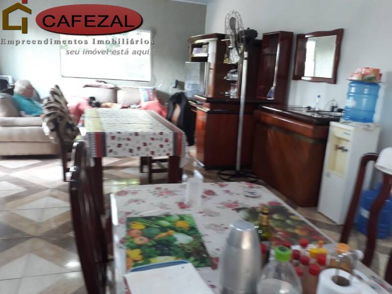 Casa, 3 quartos, 250 m² - Foto 15
