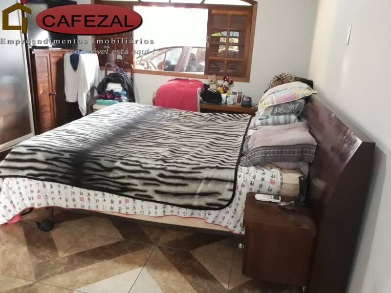 Casa, 3 quartos, 250 m² - Foto 19