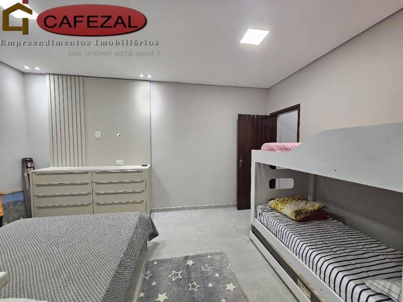 Casa, 4 quartos, 348 m² - Foto 33