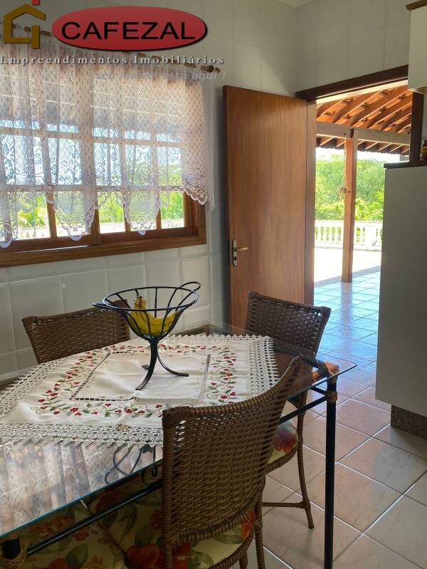 Casa, 3 quartos, 230 m² - Foto 17