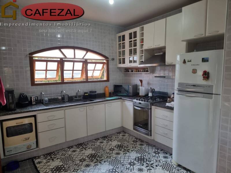 Casa, 3 quartos, 233 m² - Foto 39