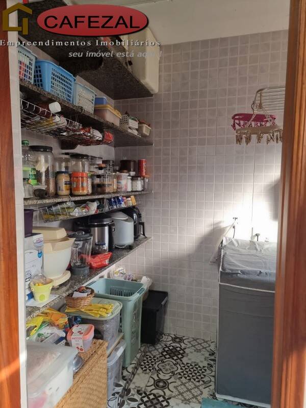 Casa, 3 quartos, 233 m² - Foto 40
