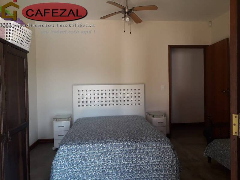 Casa, 3 quartos, 220 m² - Foto 37