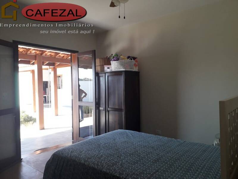 Casa, 3 quartos, 220 m² - Foto 39