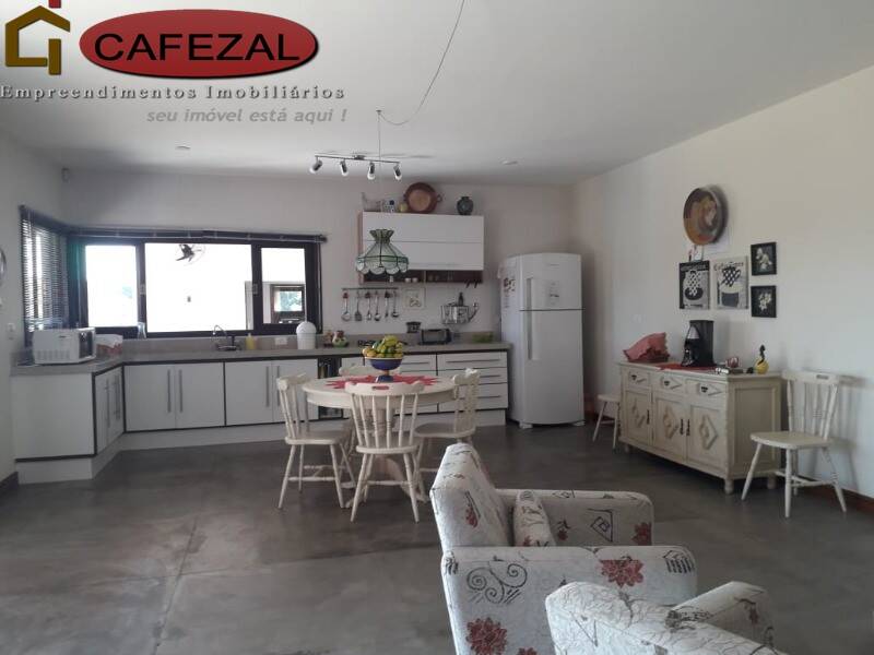 Casa, 3 quartos, 220 m² - Foto 47