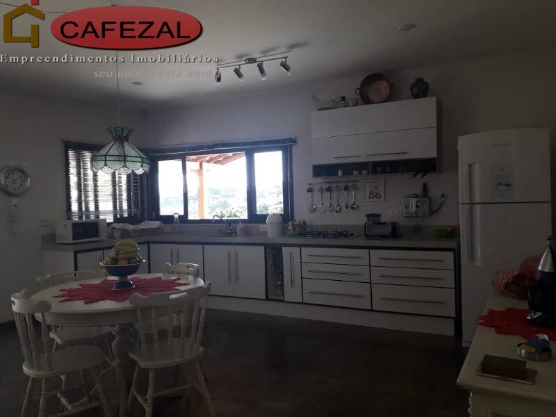 Casa, 3 quartos, 220 m² - Foto 49