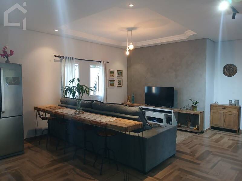 Casa, 3 quartos, 223 m² - Foto 2