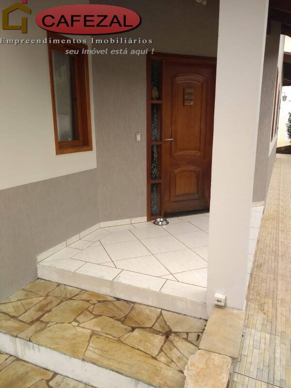 Casa, 3 quartos, 300 m² - Foto 2