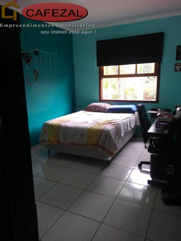 Casa, 3 quartos, 300 m² - Foto 23