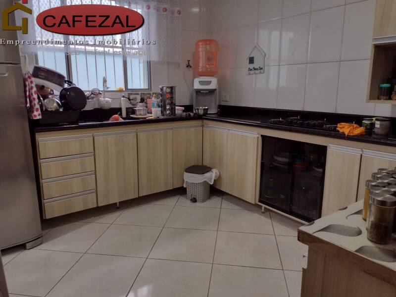 Casa, 2 quartos, 196 m² - Foto 11
