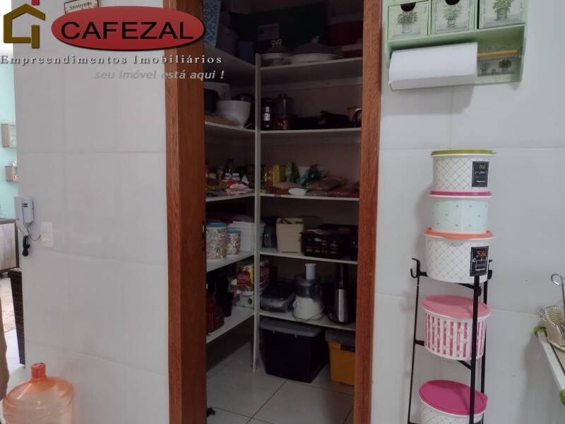 Casa, 2 quartos, 196 m² - Foto 13