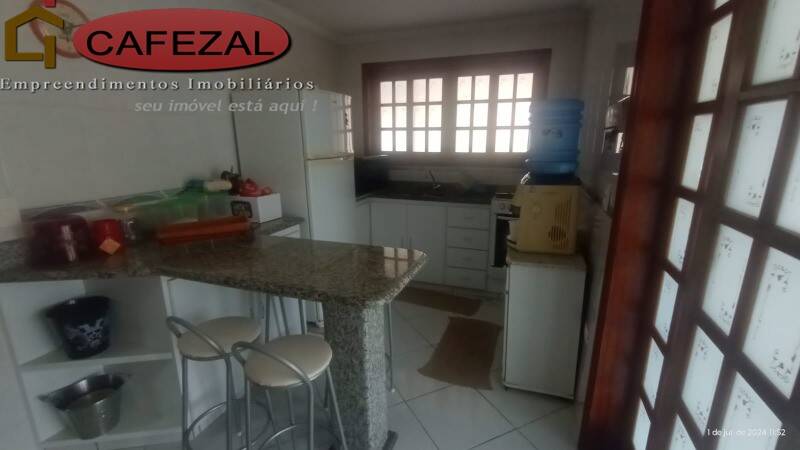 Casa, 3 quartos, 270 m² - Foto 31