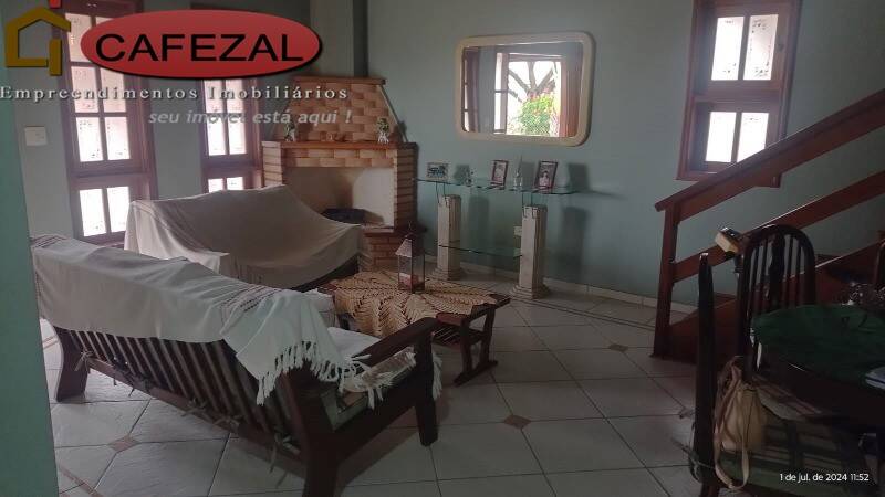 Casa, 3 quartos, 270 m² - Foto 33