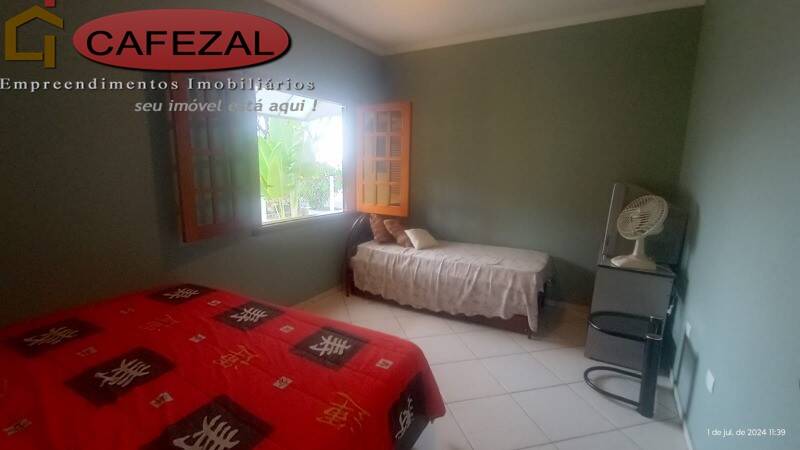 Casa, 3 quartos, 270 m² - Foto 47