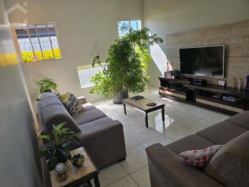 Casa, 4 quartos, 278 m² - Foto 5