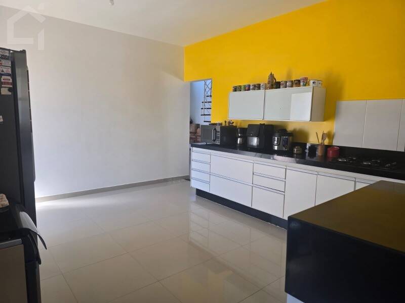 Casa, 4 quartos, 278 m² - Foto 45