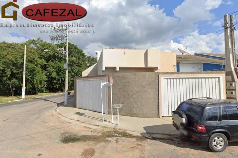 Casa, 6 quartos, 200 m² - Foto 1