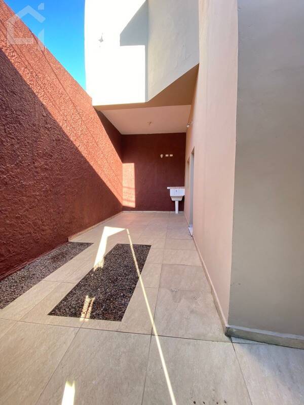 Casa, 6 quartos, 200 m² - Foto 25