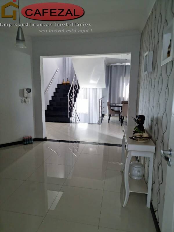 Casa, 3 quartos, 277 m² - Foto 21