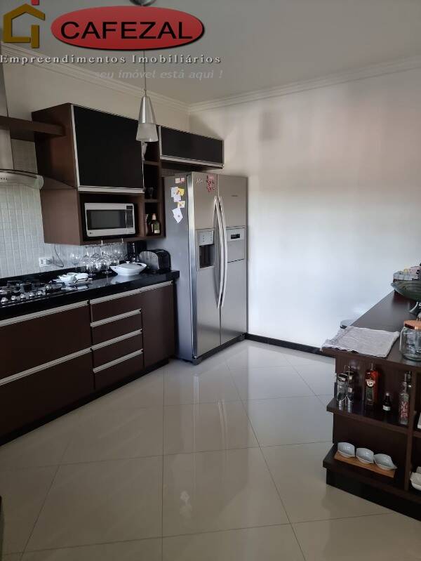 Casa, 3 quartos, 277 m² - Foto 27