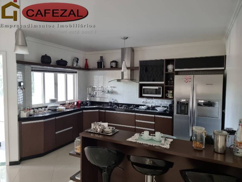 Casa, 3 quartos, 277 m² - Foto 28