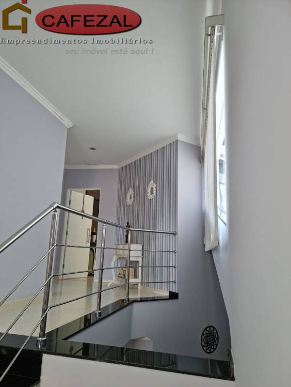 Casa, 3 quartos, 277 m² - Foto 35