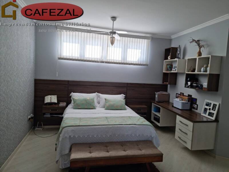 Casa, 3 quartos, 277 m² - Foto 37