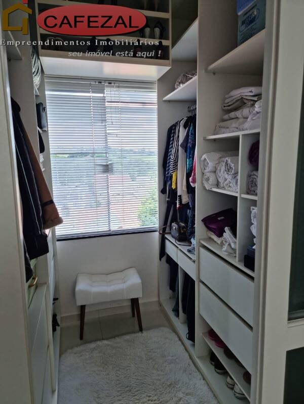 Casa, 3 quartos, 277 m² - Foto 40