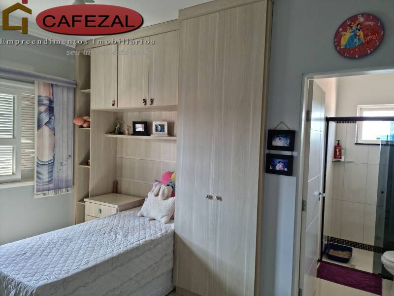 Casa, 3 quartos, 277 m² - Foto 45