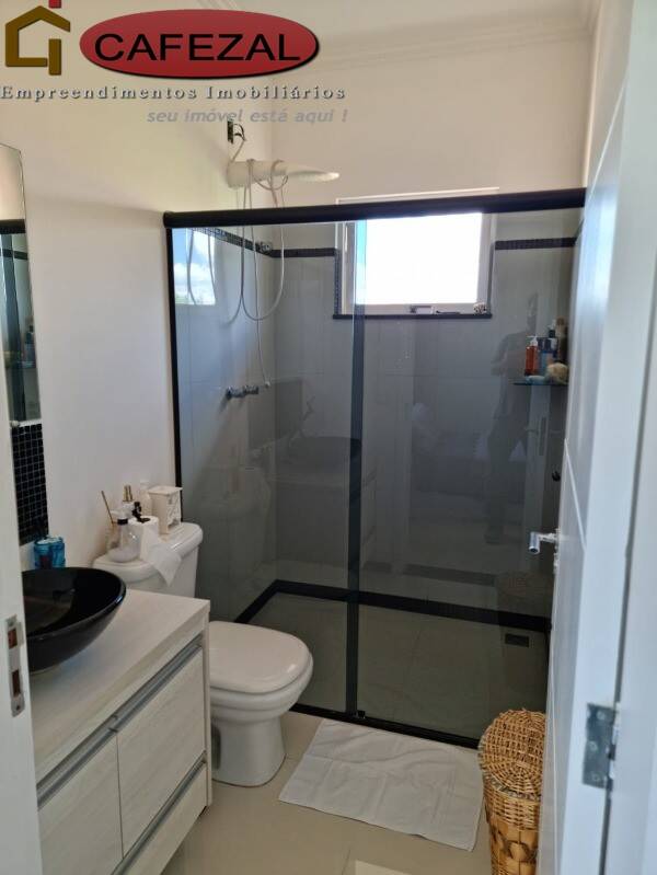 Casa, 3 quartos, 277 m² - Foto 48