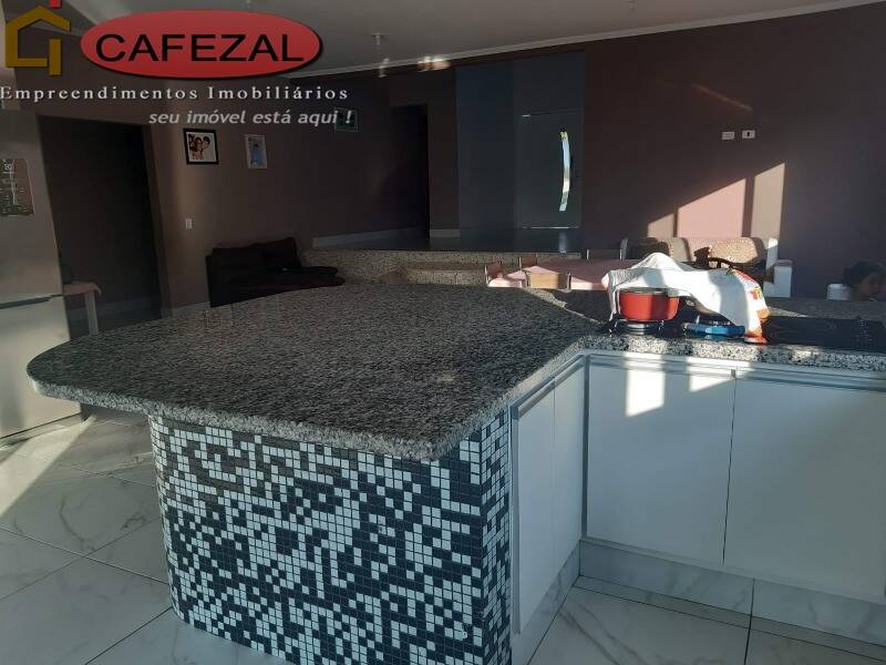 Casa, 3 quartos, 315 m² - Foto 9