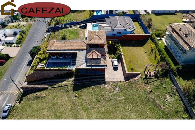Casa, 3 quartos, 245 m² - Foto 14