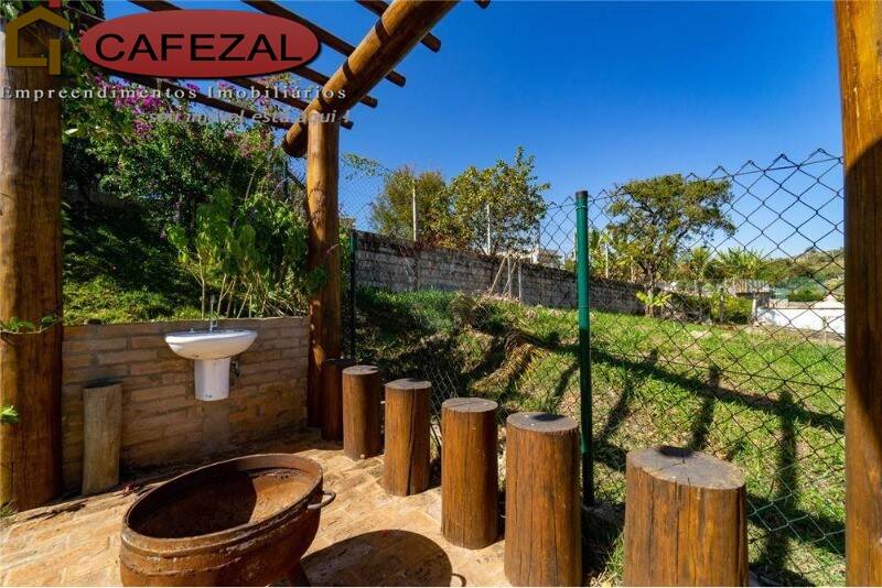 Casa, 3 quartos, 245 m² - Foto 31