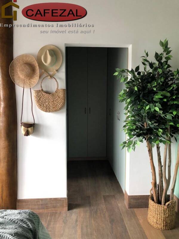 Casa, 3 quartos, 245 m² - Foto 36