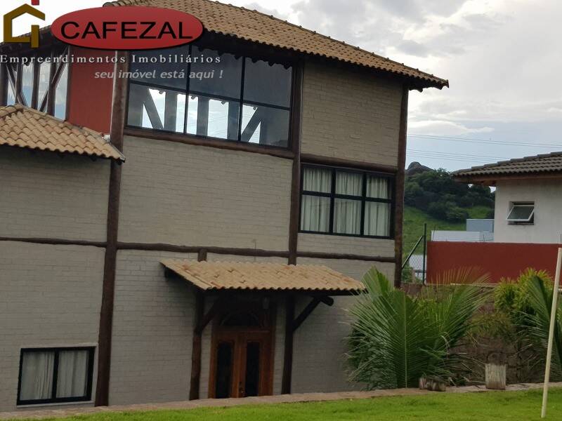 Casa, 3 quartos, 245 m² - Foto 42
