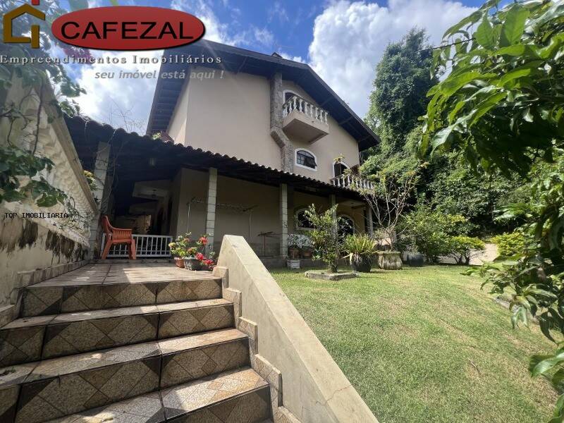 Casa, 6 quartos, 385 m² - Foto 1