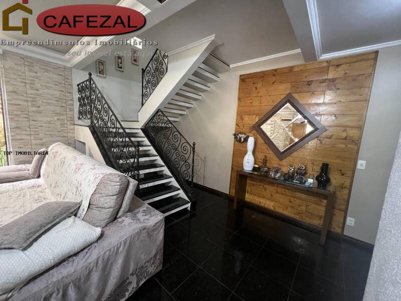 Casa, 6 quartos, 385 m² - Foto 11