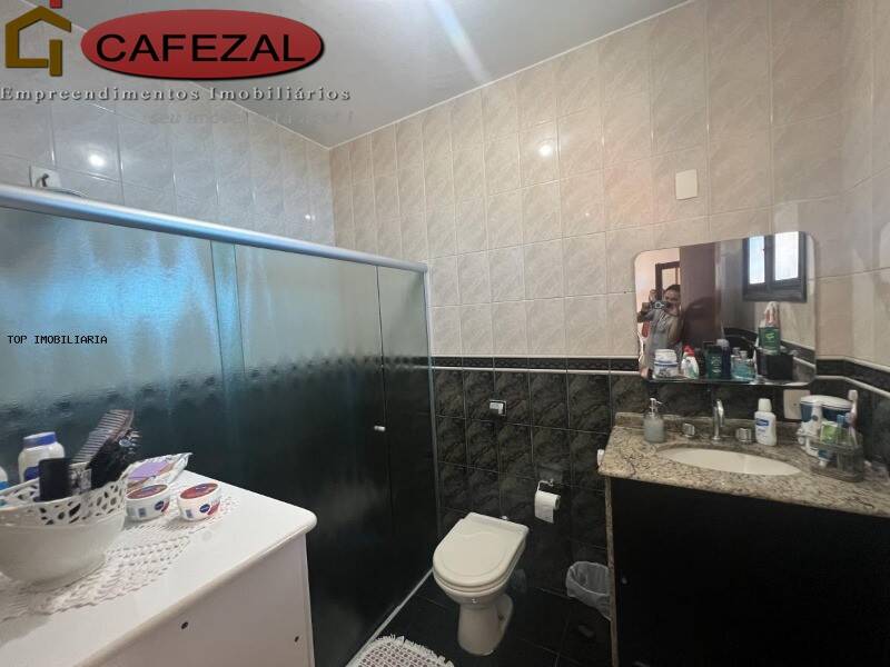 Casa, 6 quartos, 385 m² - Foto 21
