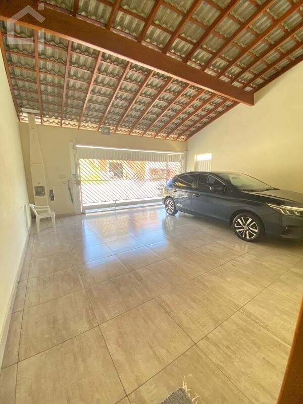 Casa, 3 quartos, 248 m² - Foto 2