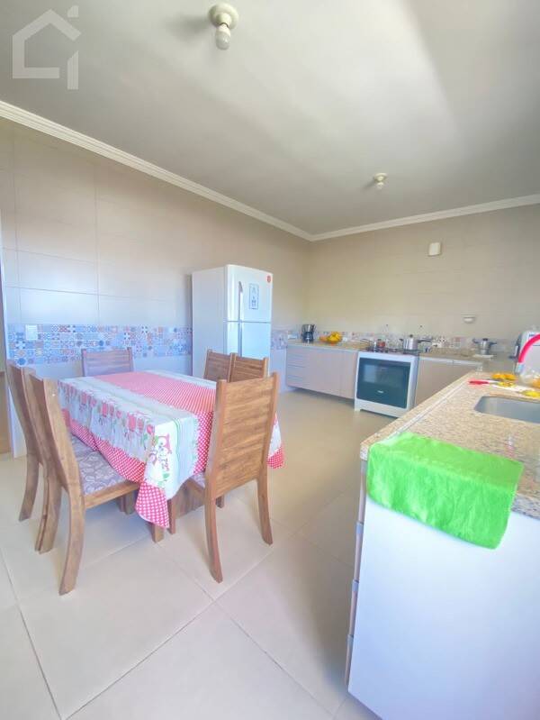 Casa, 3 quartos, 248 m² - Foto 22