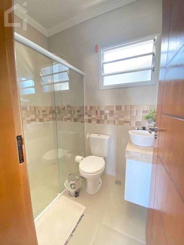 Casa, 3 quartos, 248 m² - Foto 29
