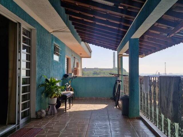 Sobrado para Venda em Jundiaí - 4