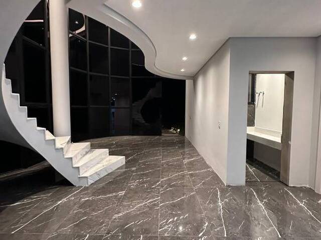 #561 - Casa em condomínio para Venda em Cabreúva - SP - 2