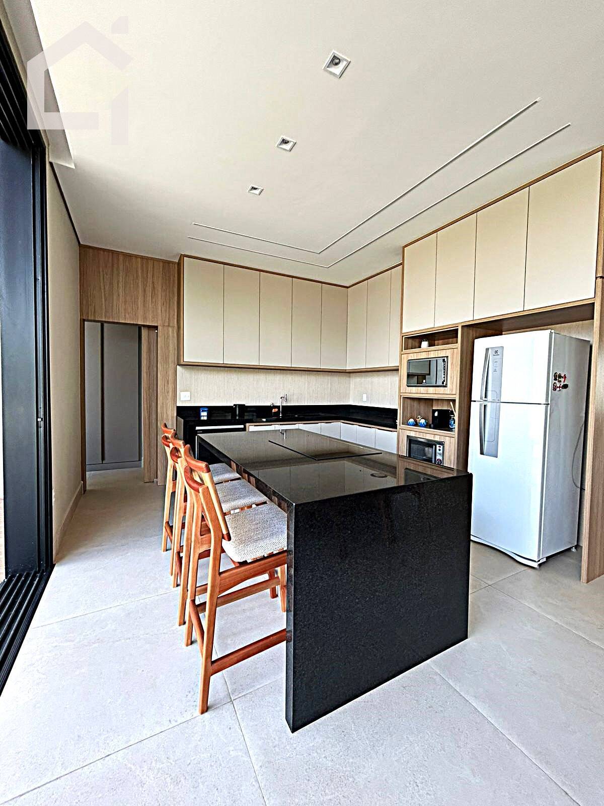 Casa, 3 quartos, 250 m² - Foto 27