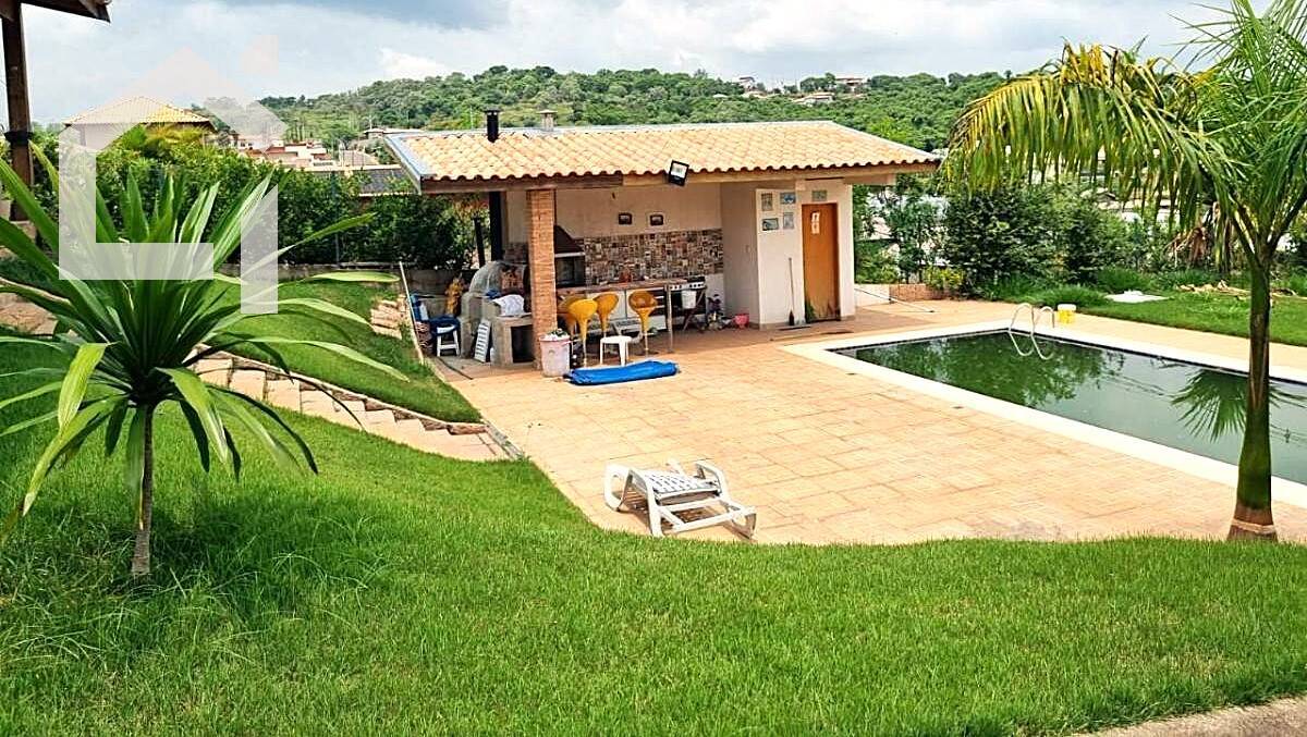 Casa, 3 quartos, 252 m² - Foto 1