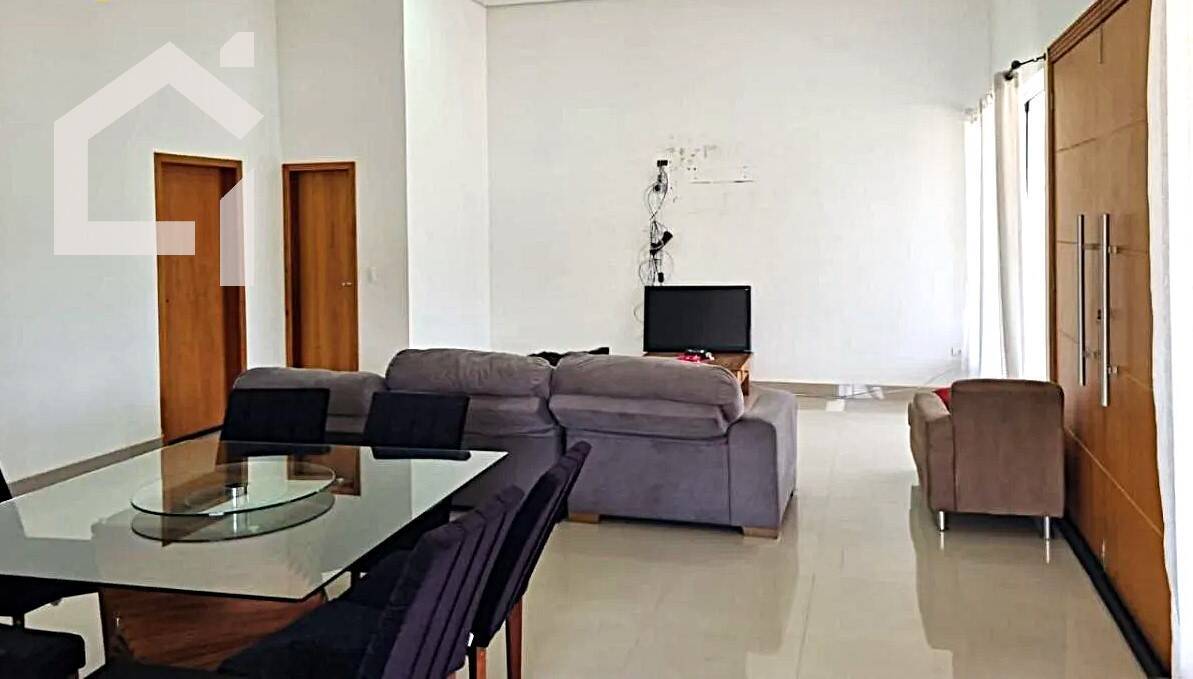 Casa, 3 quartos, 252 m² - Foto 8